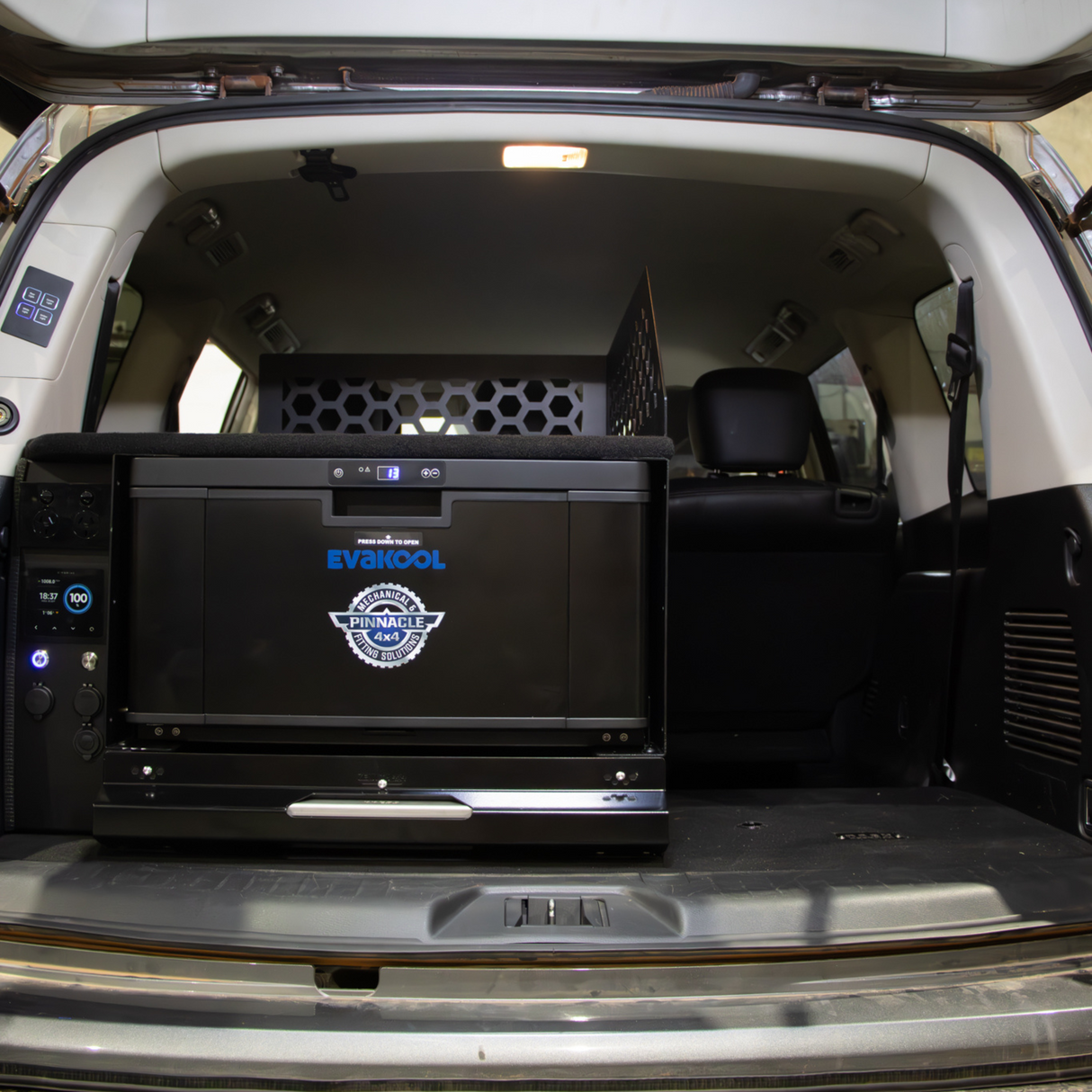 Zennith Discoverer Module - 40L Fridge Drawer & Kitchen (Long version - Y62)