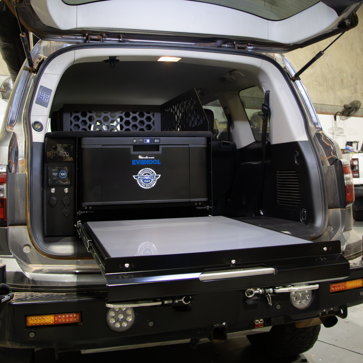 Zennith Discoverer Module - 40L Fridge Drawer & Kitchen (Long version - Y62)