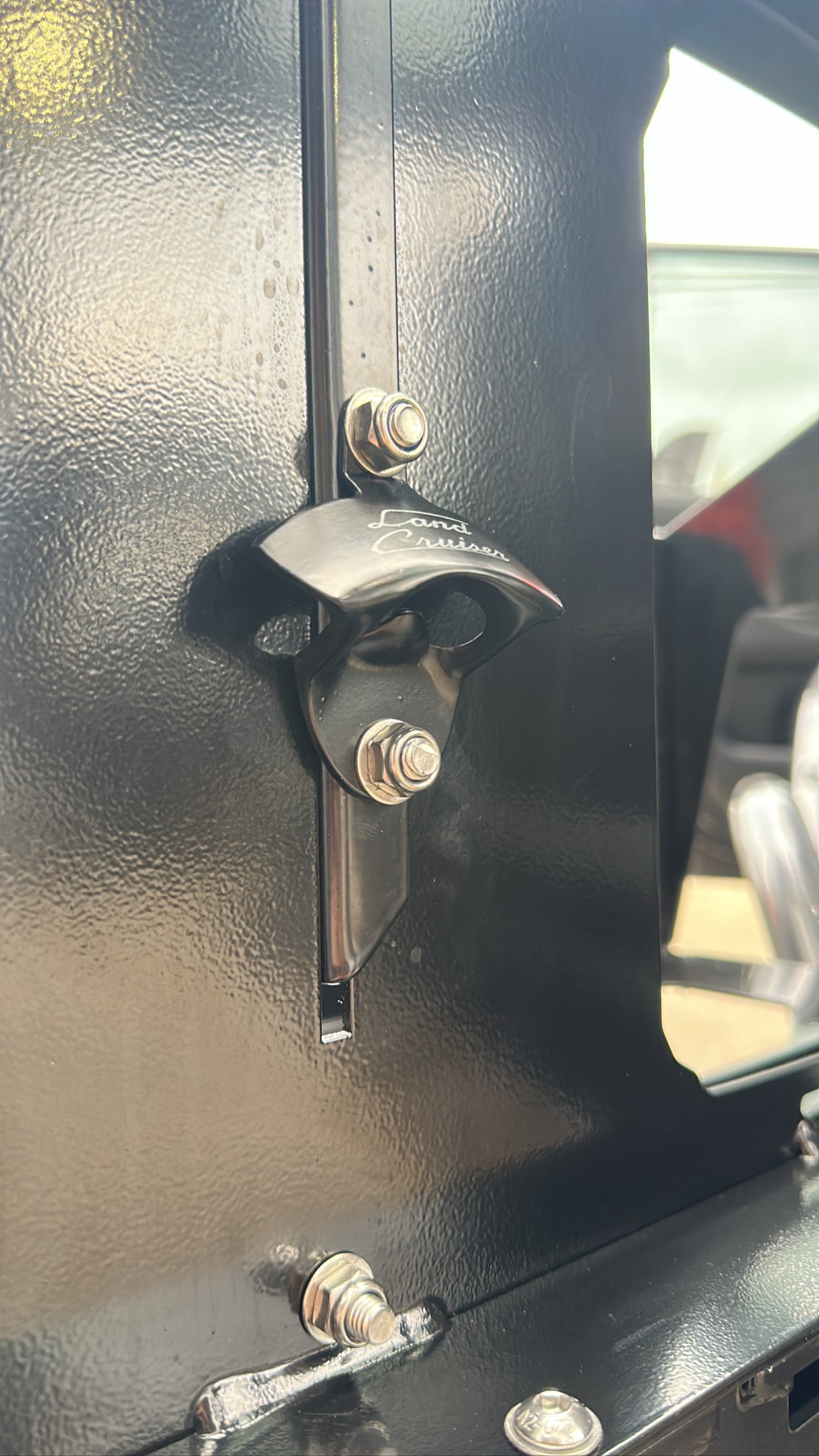 SURFACE MOUNT BOTTLE OPENER -LANDCRUISER