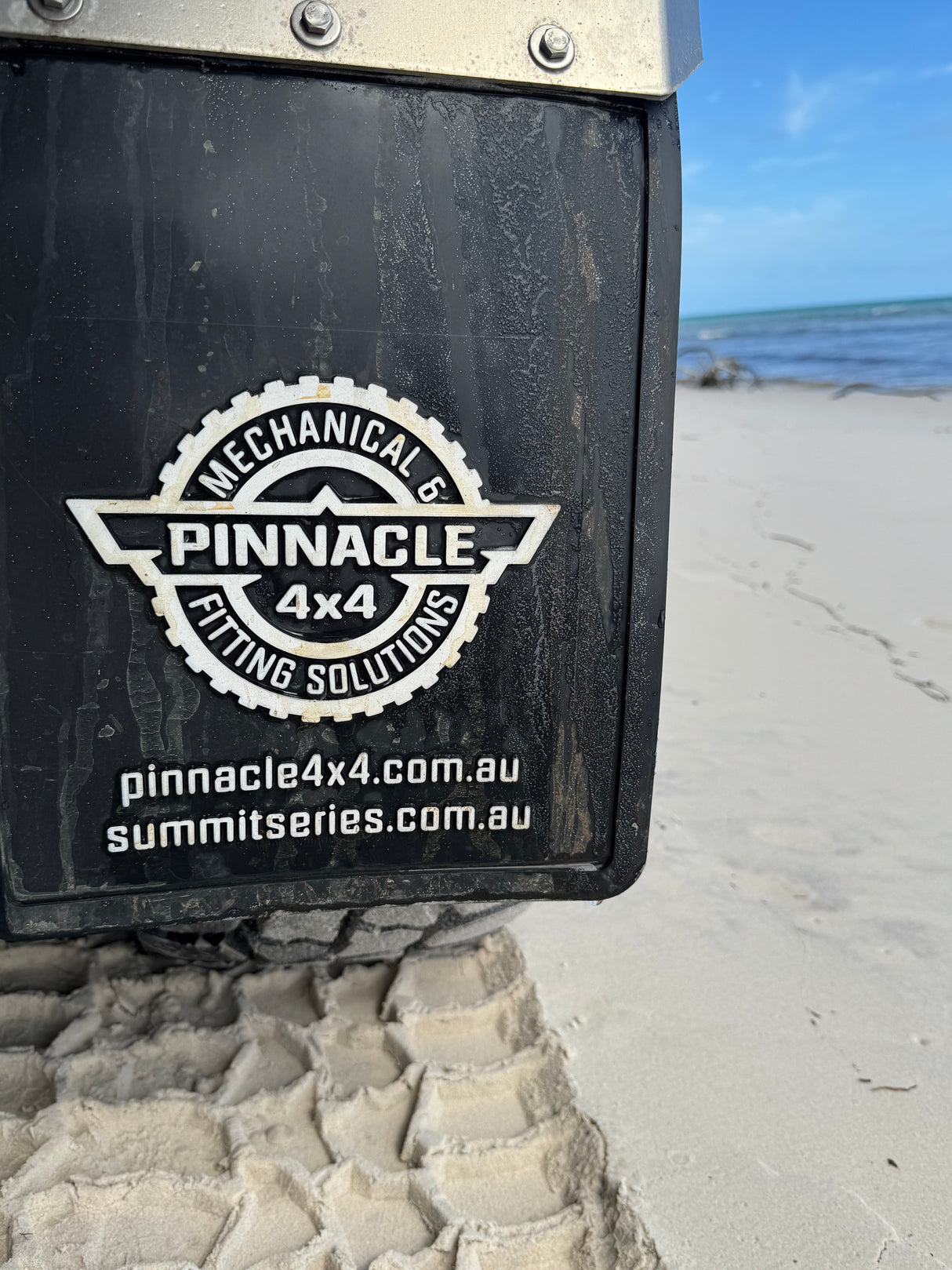 PINNACLE 4X4 MUDFLAP (PAIR)